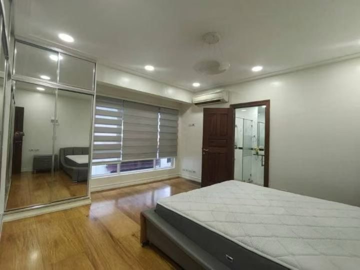 Makati Magallanes 别墅出租🔥
六房，家具齐全，有泳池，-manila58.com