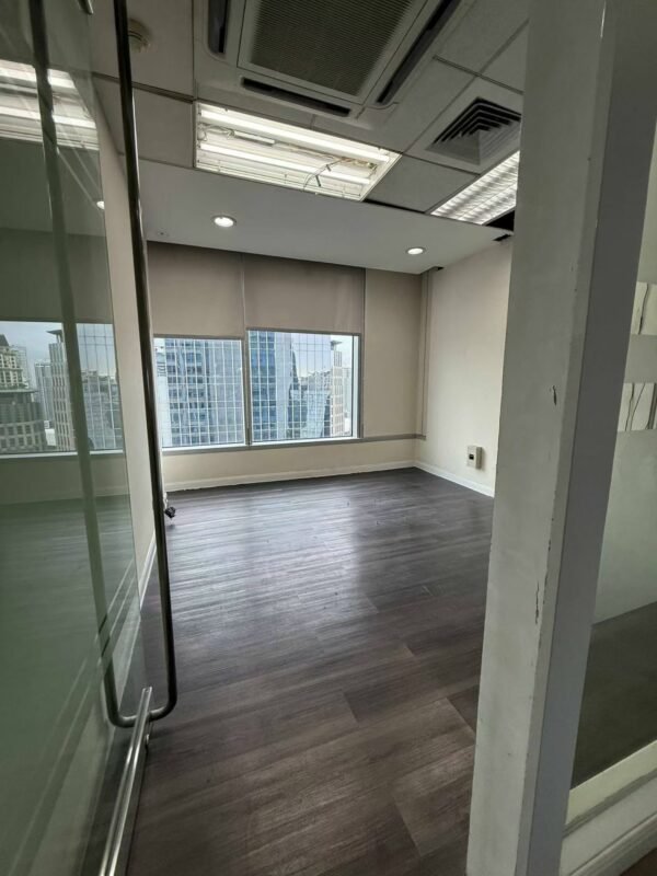 出租Prime Ayala Avenue, Makati 办公室面积1400平-manila58.com